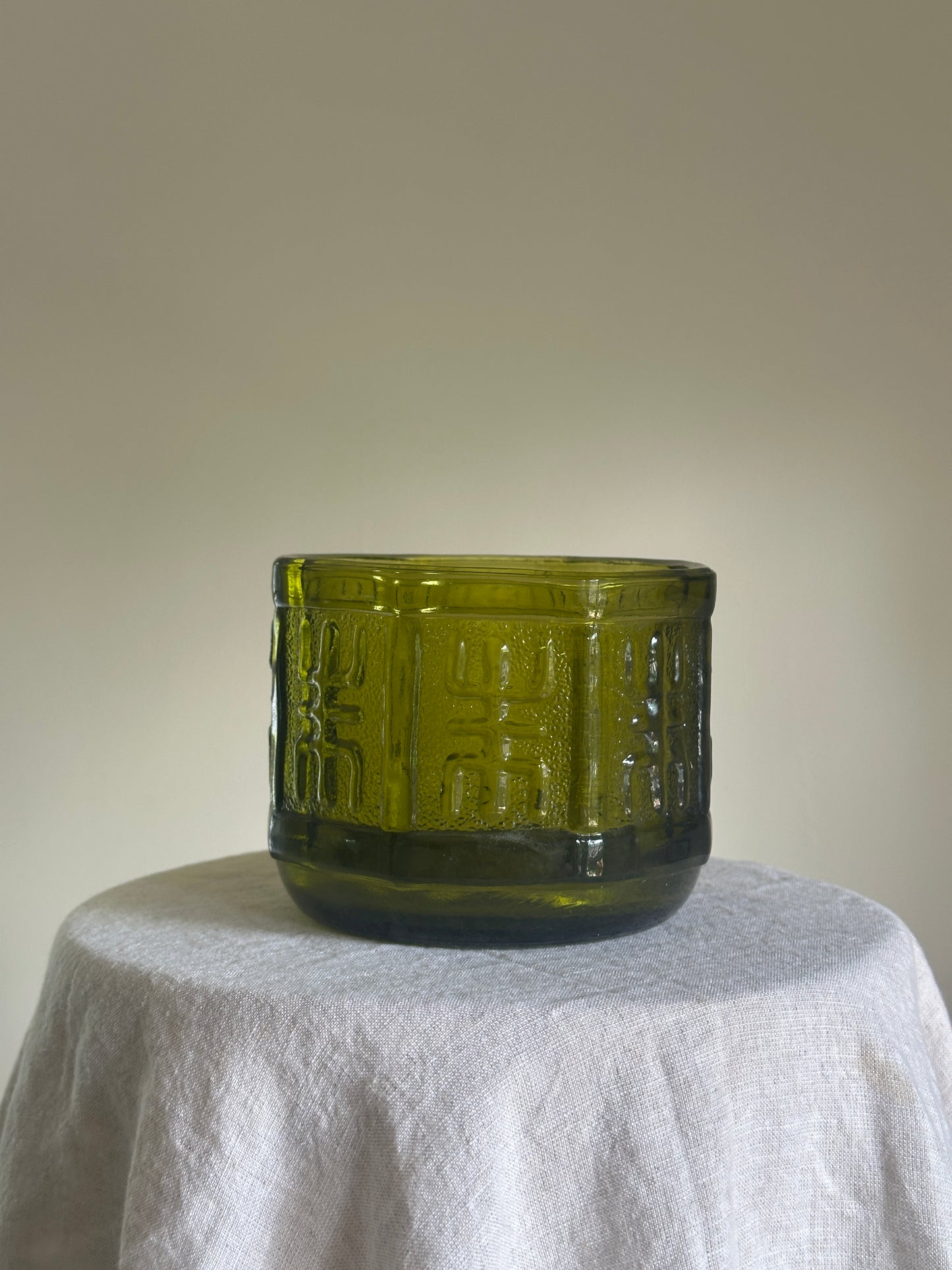 Indiana Glass Avocado Green Glass Planter