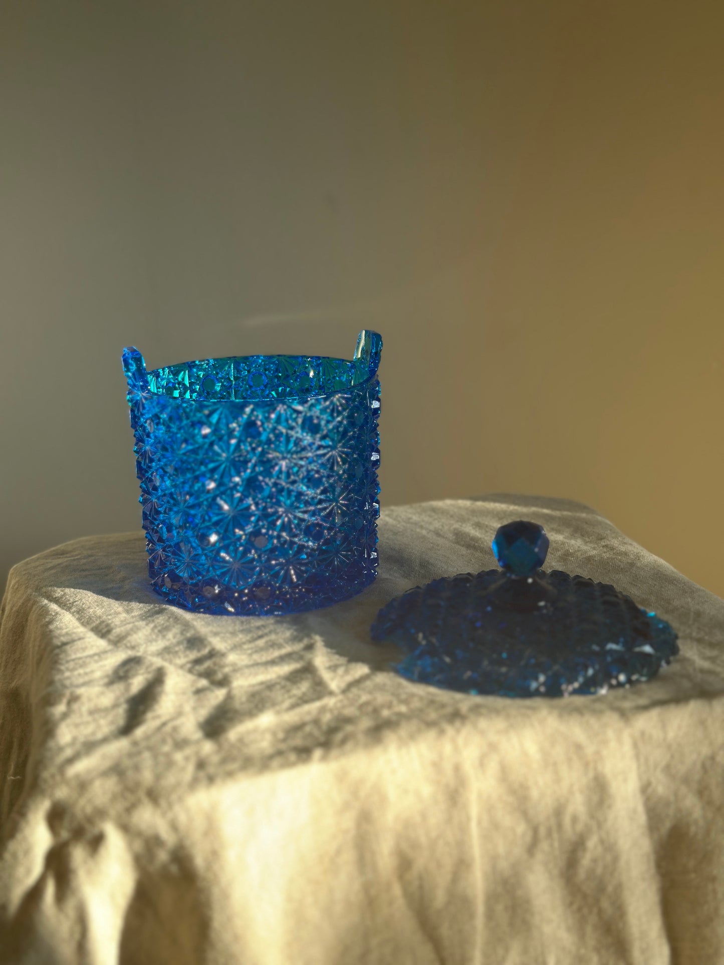 20 oz Fenton Daisy & Button Cobalt Blue Glass Ice Bucket