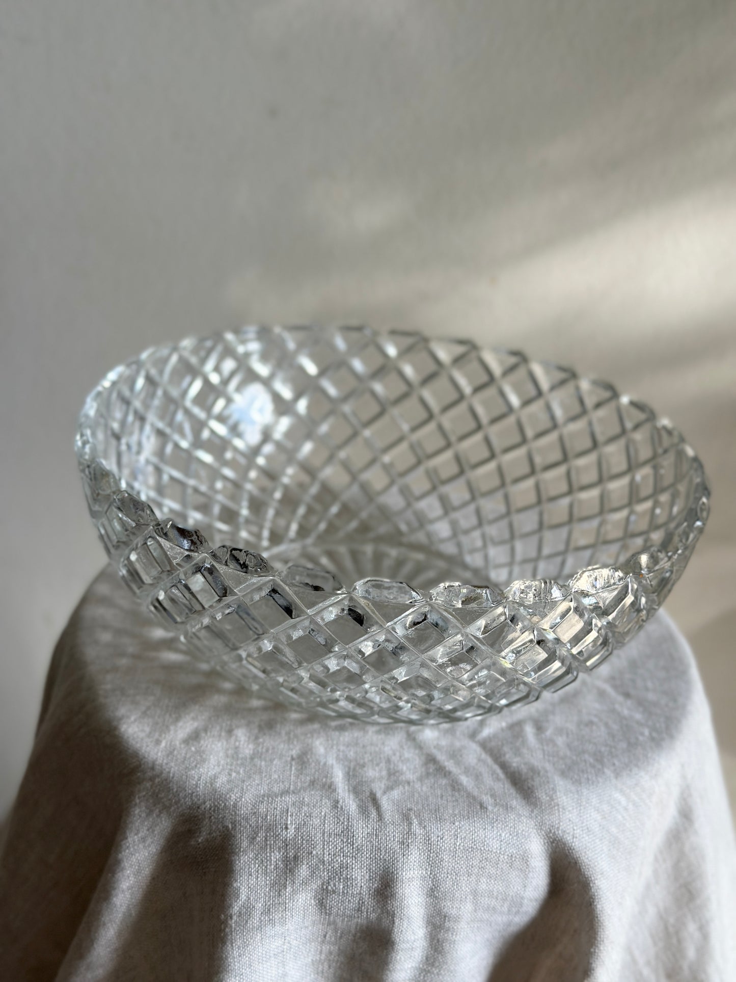 Diamond Hatch Glass Bowl