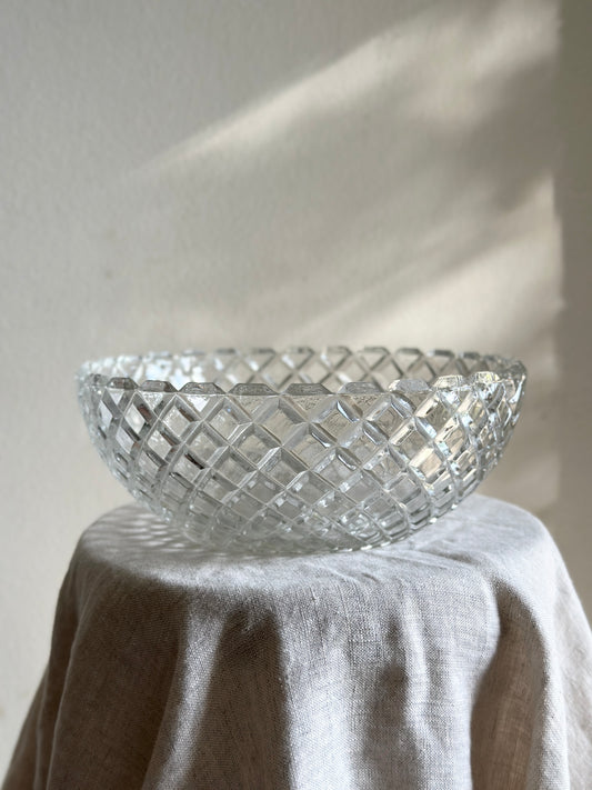 Diamond Hatch Glass Bowl