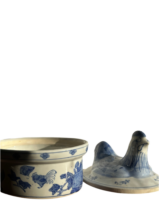 Blue and White Hen Lidded Dish