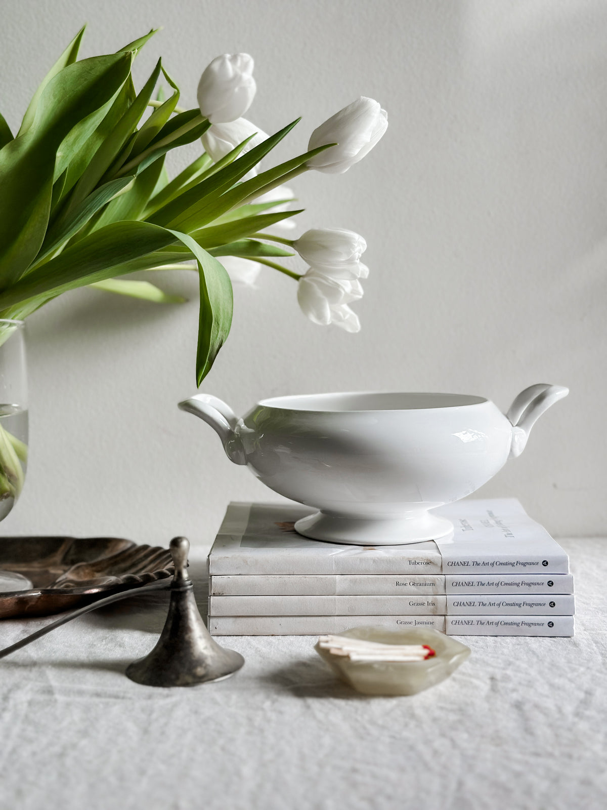 48 oz Italian White Ceramic Tureen (no lid)