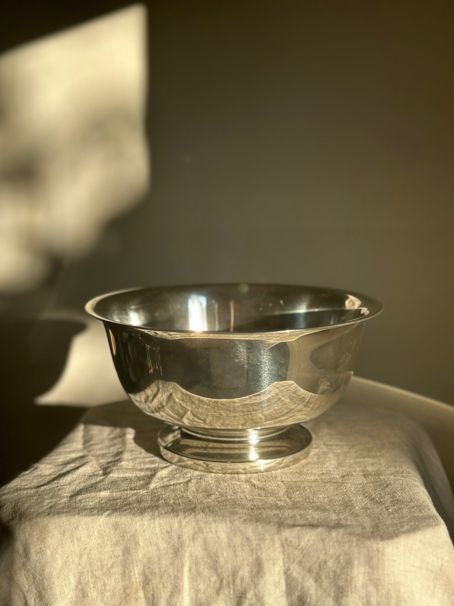 64 oz Polished Pewter Kirk Stieff 9" Bowl