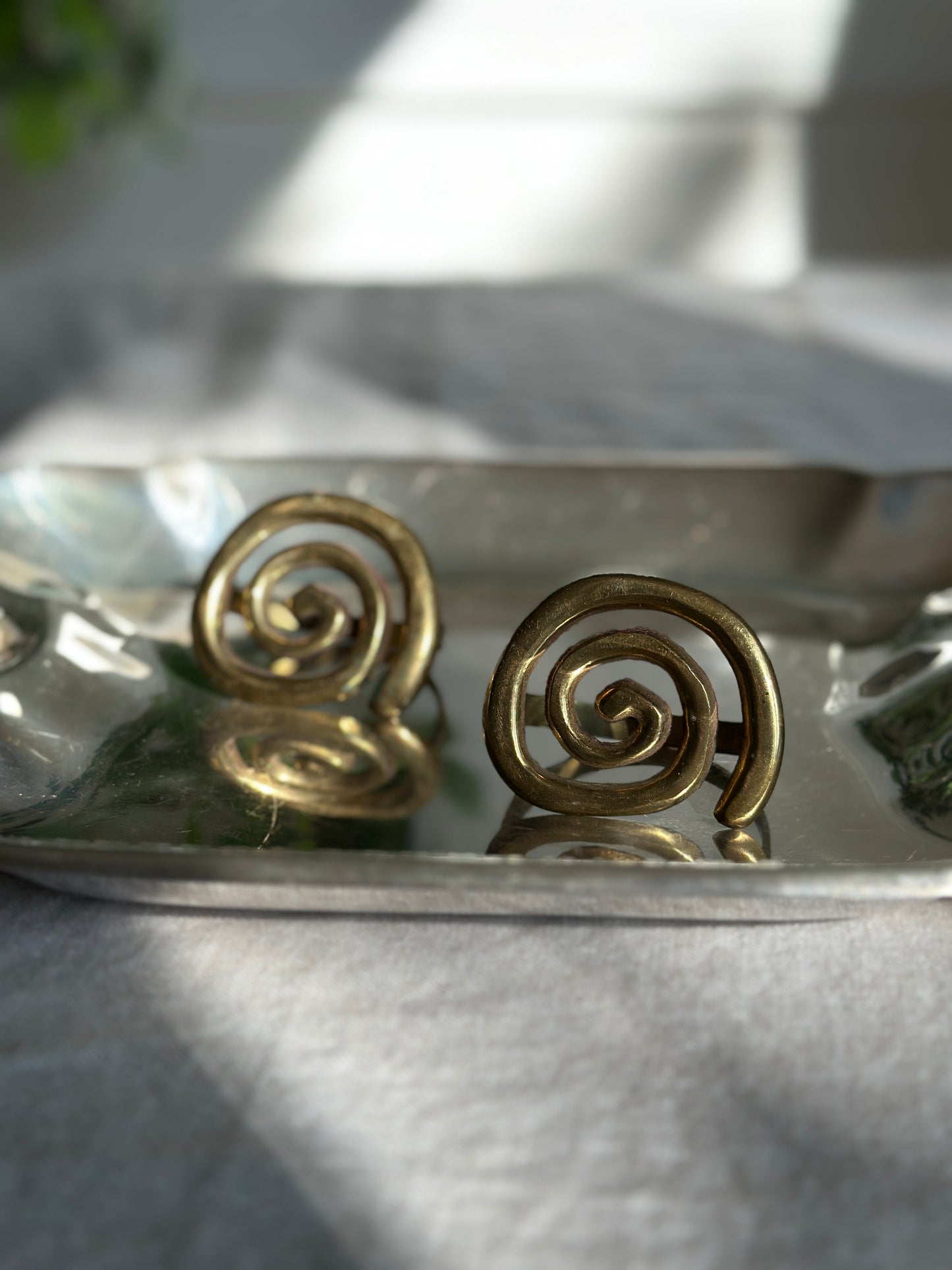 Pair of Swirl Brass Napkin Rings