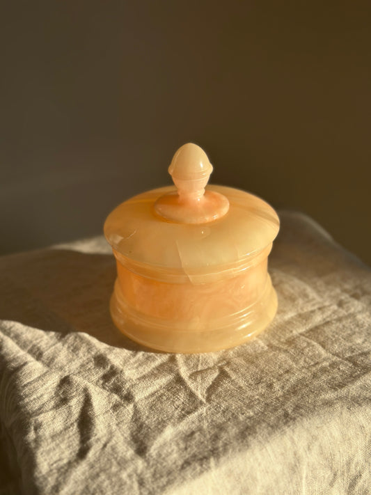 12 oz Peach Alabaster Lidded Dish