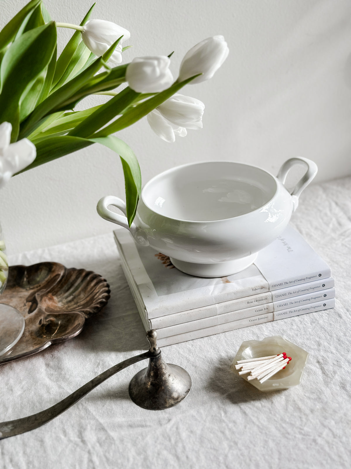 48 oz Italian White Ceramic Tureen (no lid)