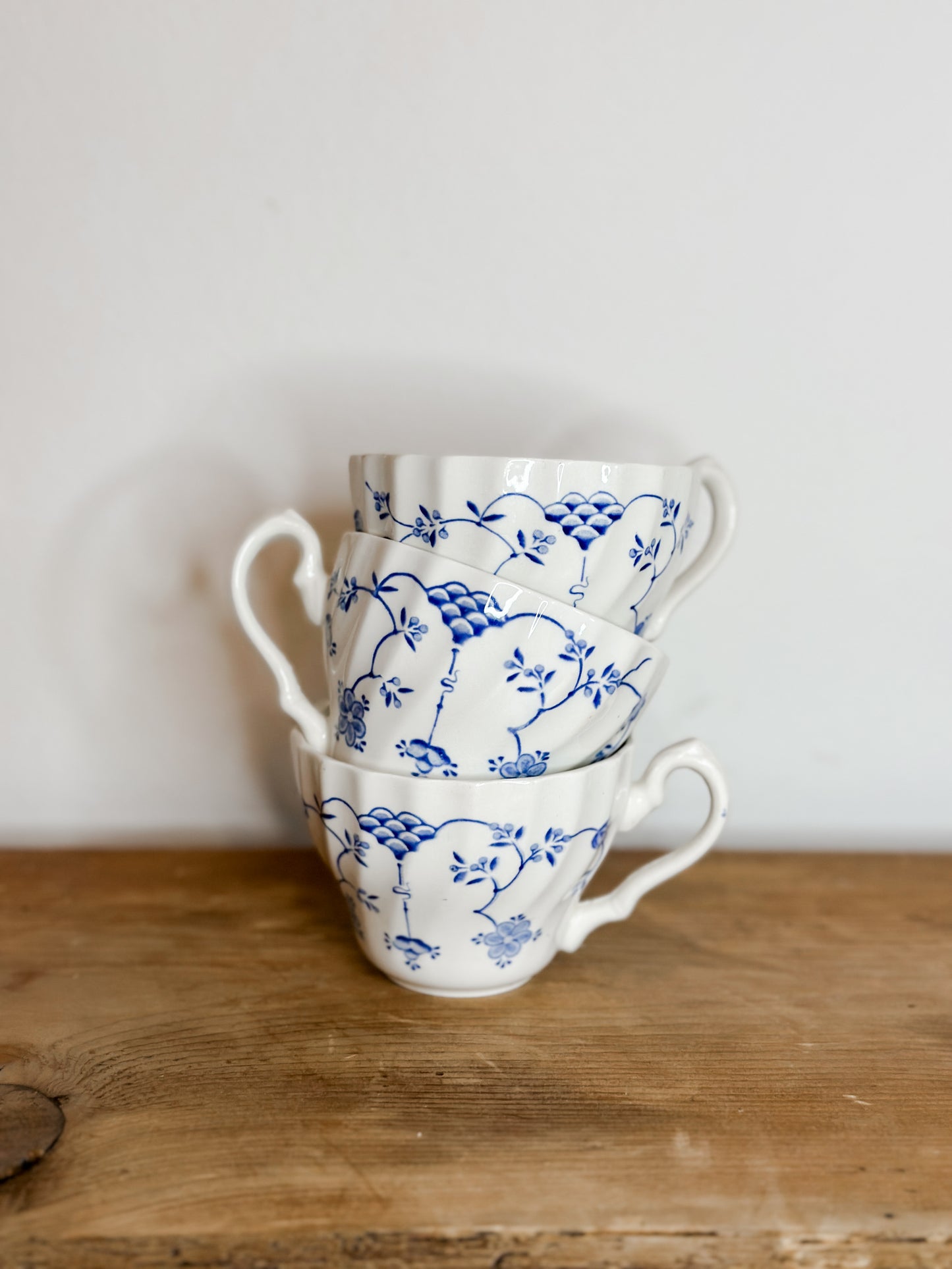 English Blue/White Teacup SET