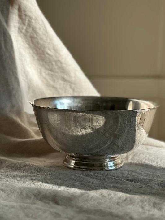 48 oz Silver Plate Bowl, Reed & Barton 8.5