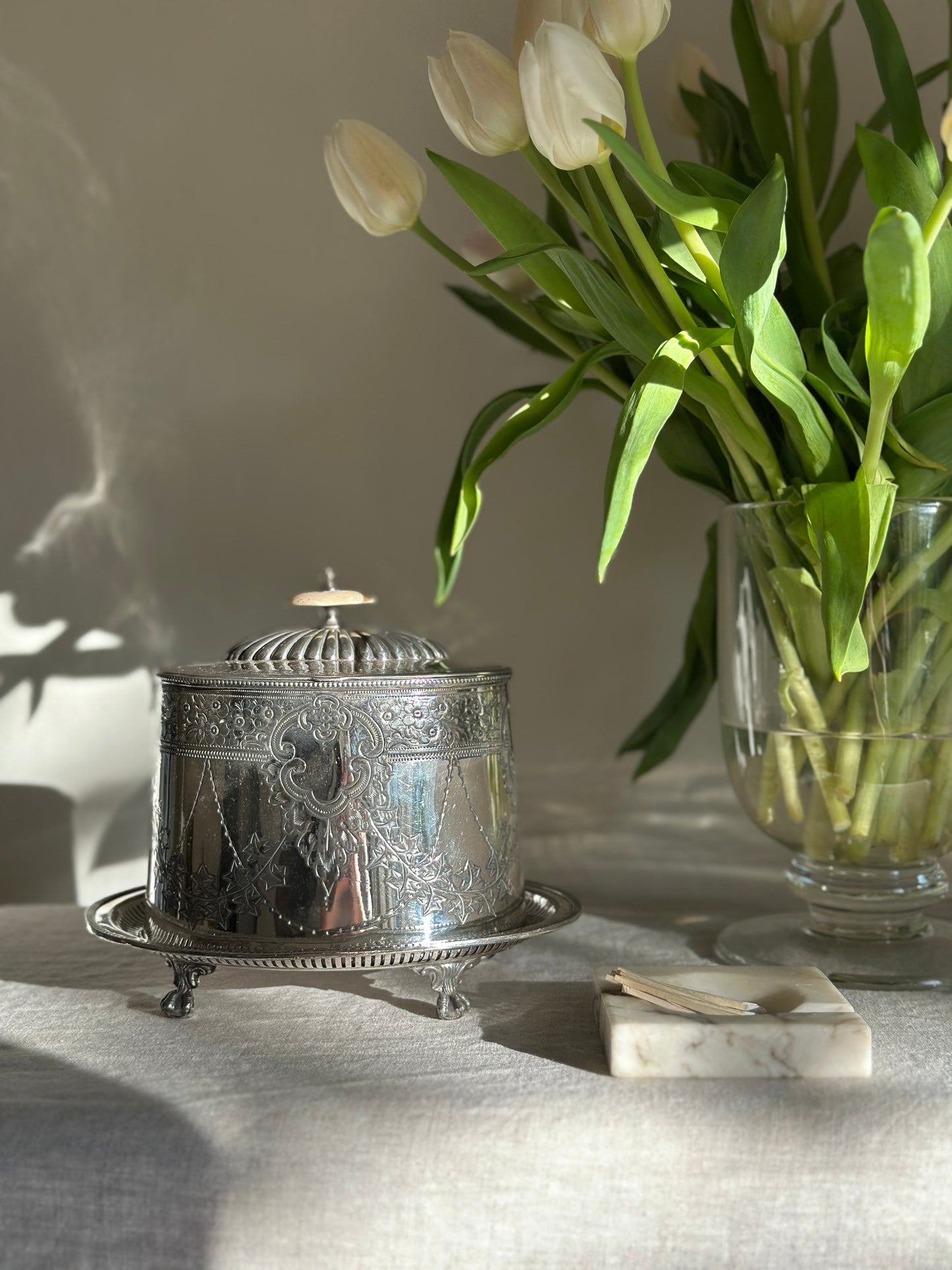 Hinged Etched Silver Plate Tea Caddy w/ Bone Finial (36 oz)