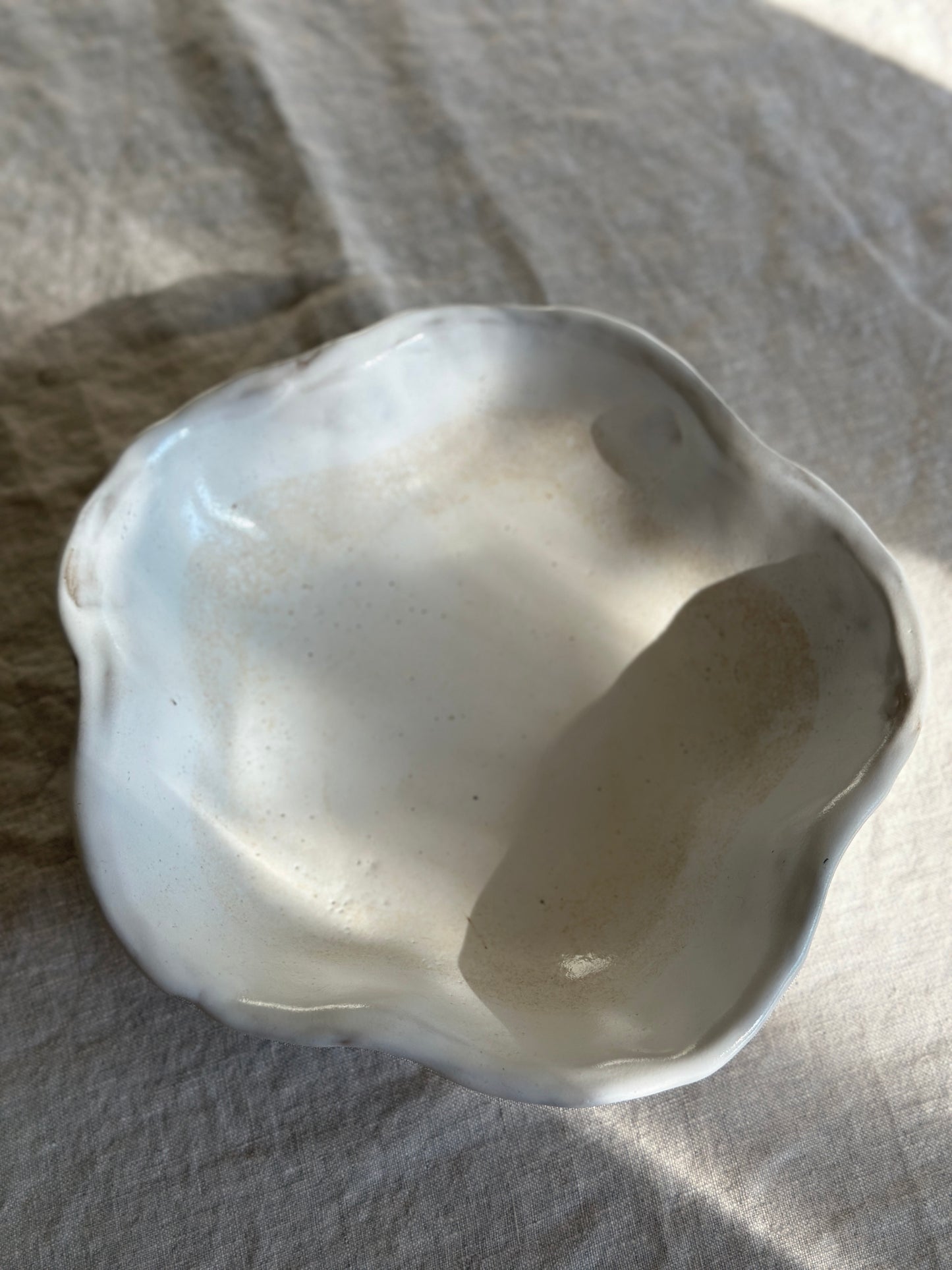 42 oz Glazed Ruffle Bowl