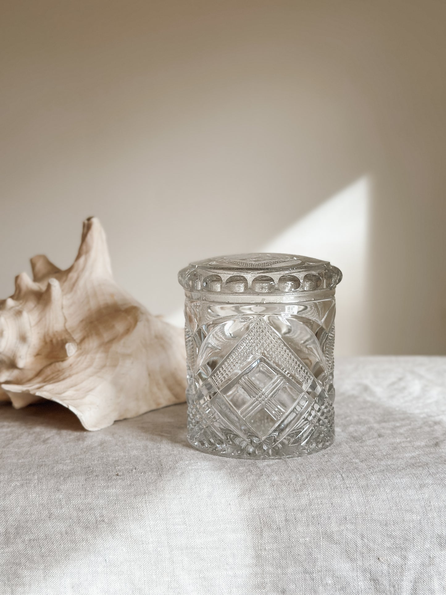 Crystal Lidded Canister (16 oz)