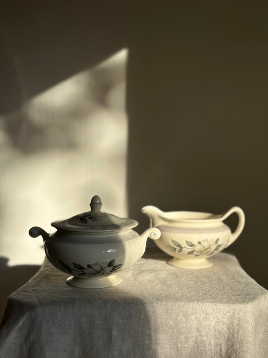 24 oz Sugar and Creamer SET, Eggshell Nautilus