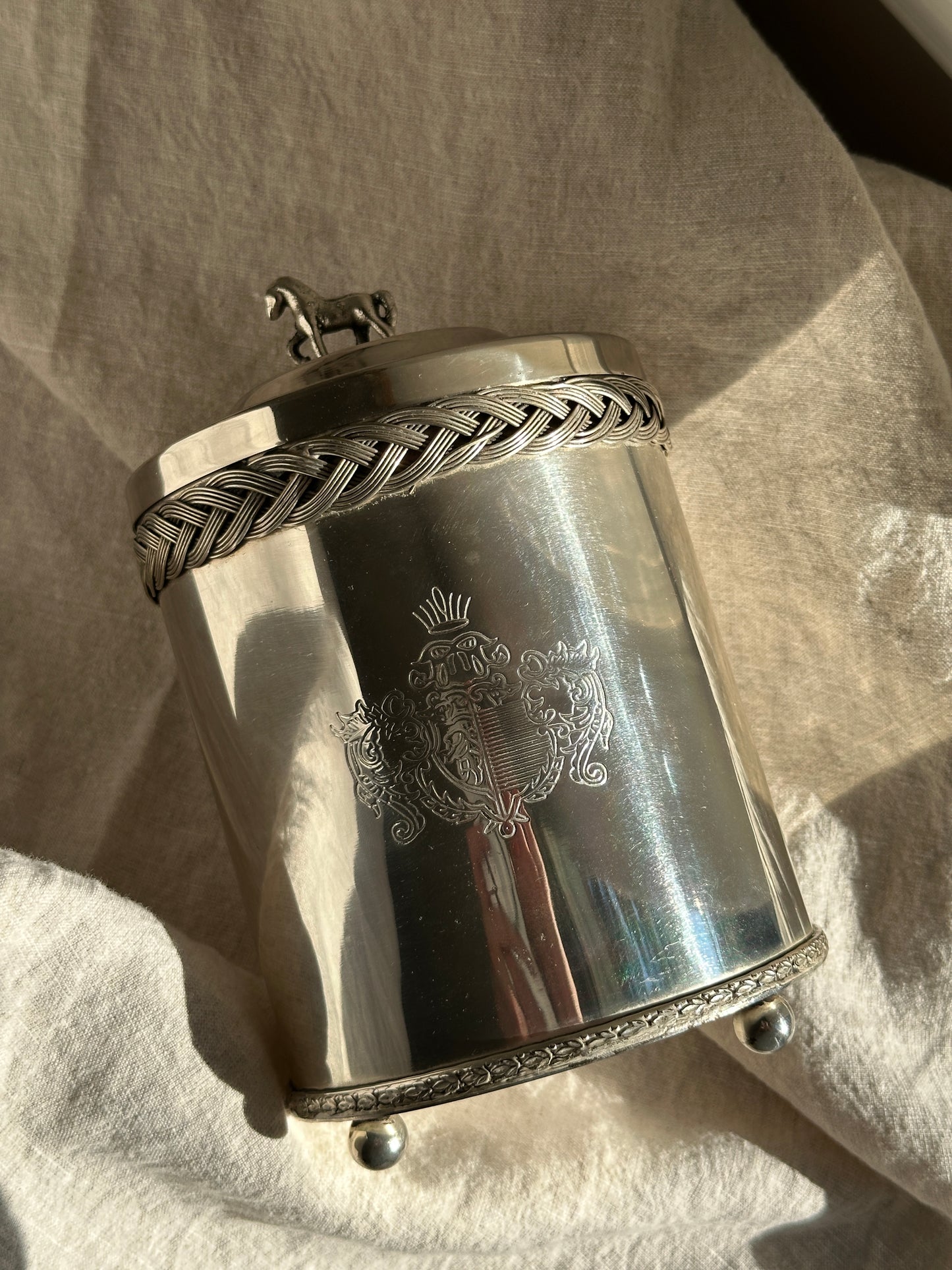 48 oz Silver Plate Horse Canister w/ Braided Detail (Large)
