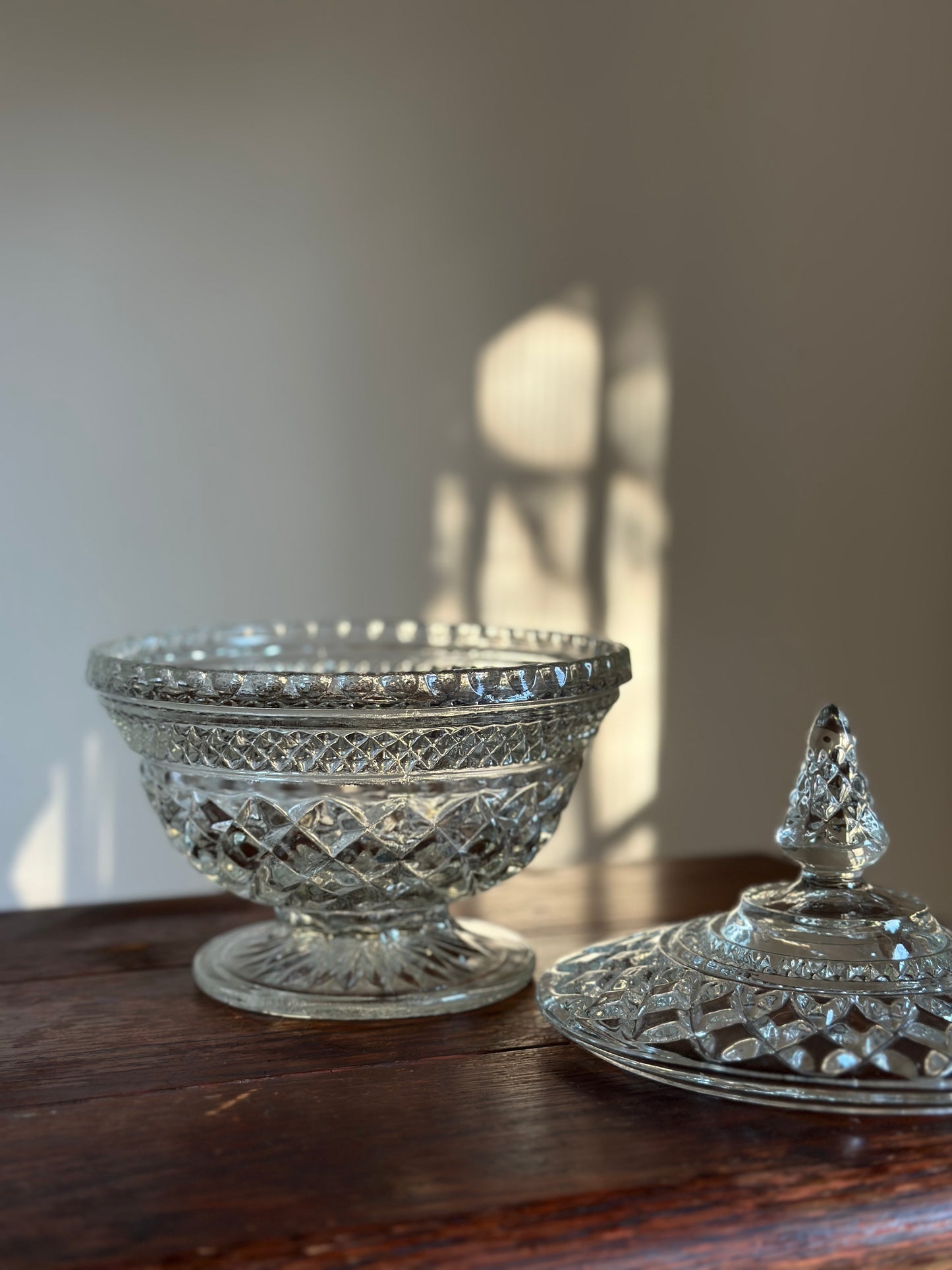Wexford Glass Dish (24 oz)