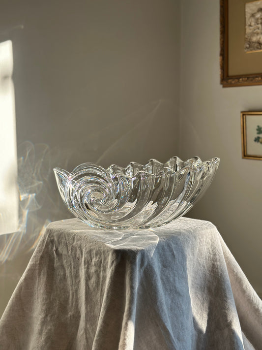 96 oz Brilliant Crystal Nautilus Shell Bowl