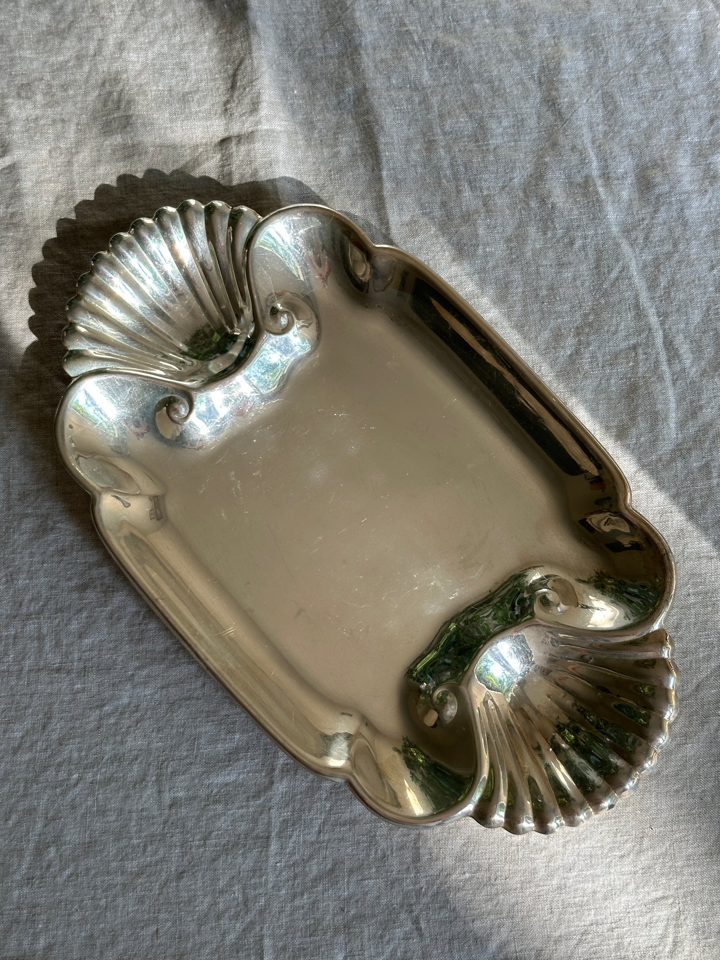 Art S Co Silver Plate Shell Tray