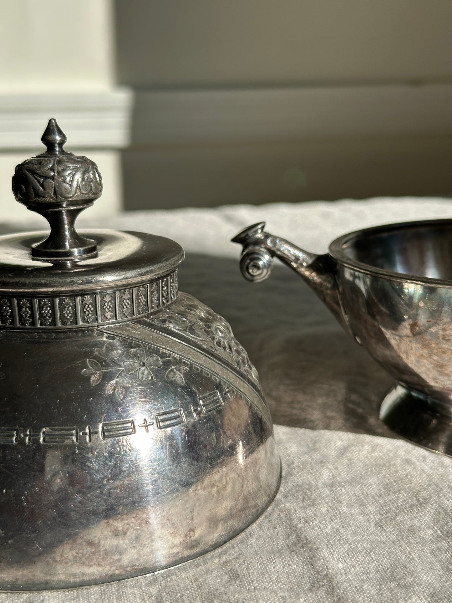16 oz Antique Meridan Silver Plate Aesthetic Movement Butter Dish (disclaimers)